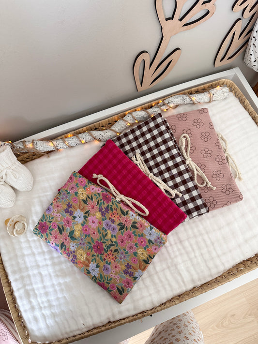Protège carnet de santé - velours côtelé vieux rose fleurs