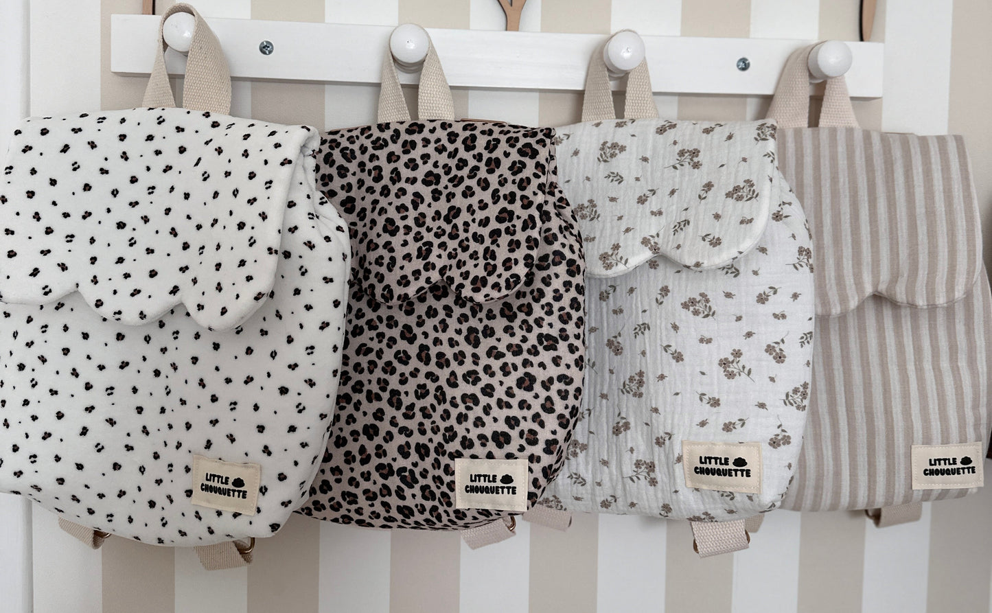 Sac à dos bébé personnalisable - Fleurs taupe