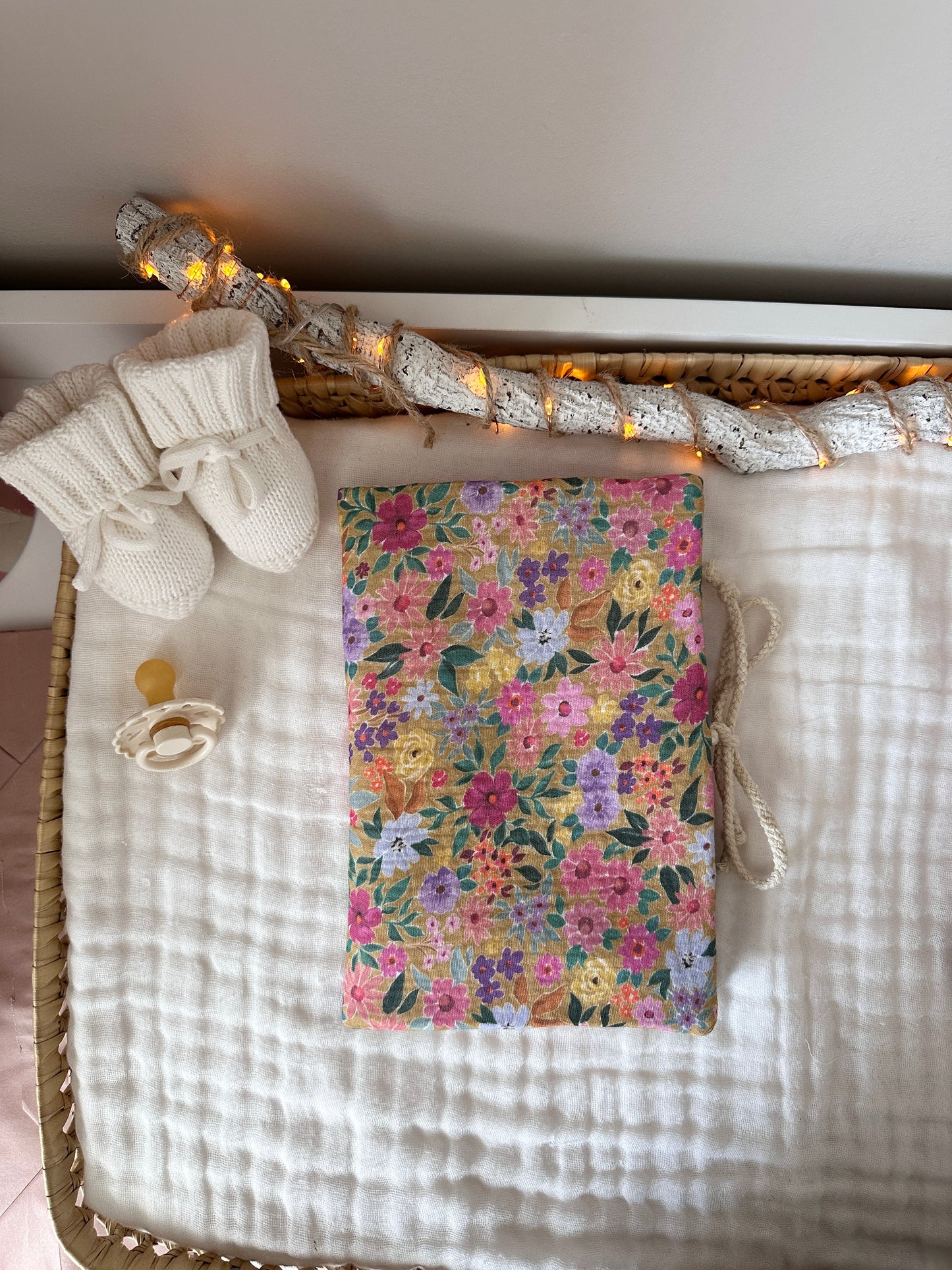 Protège carnet de santé - fleurs multicolores