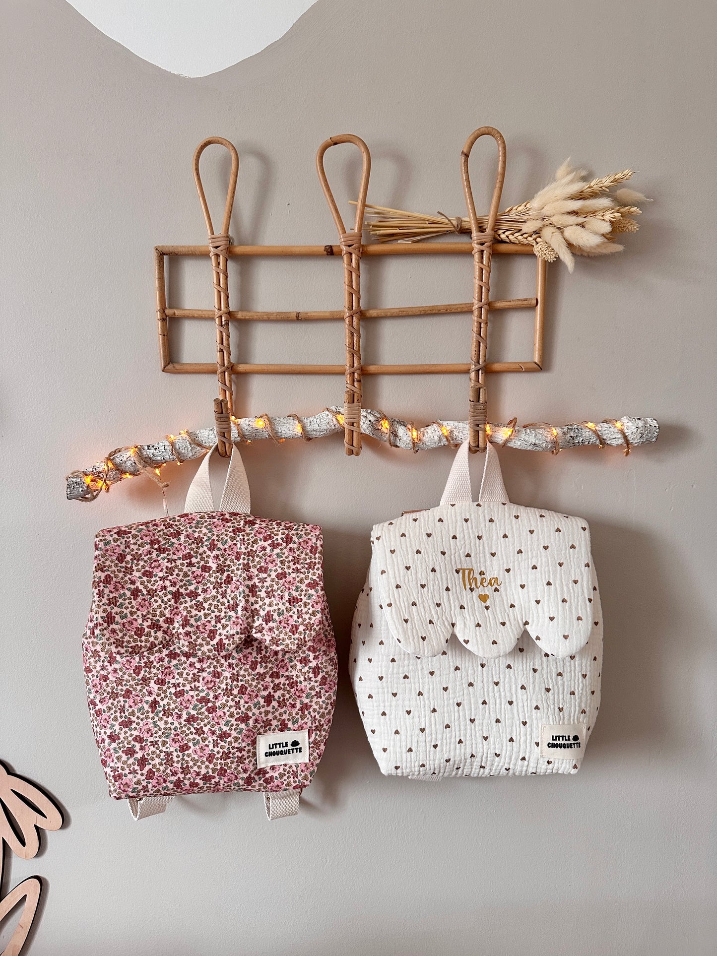 Sac à dos bébé personnalisable - Velours Fleurs roses