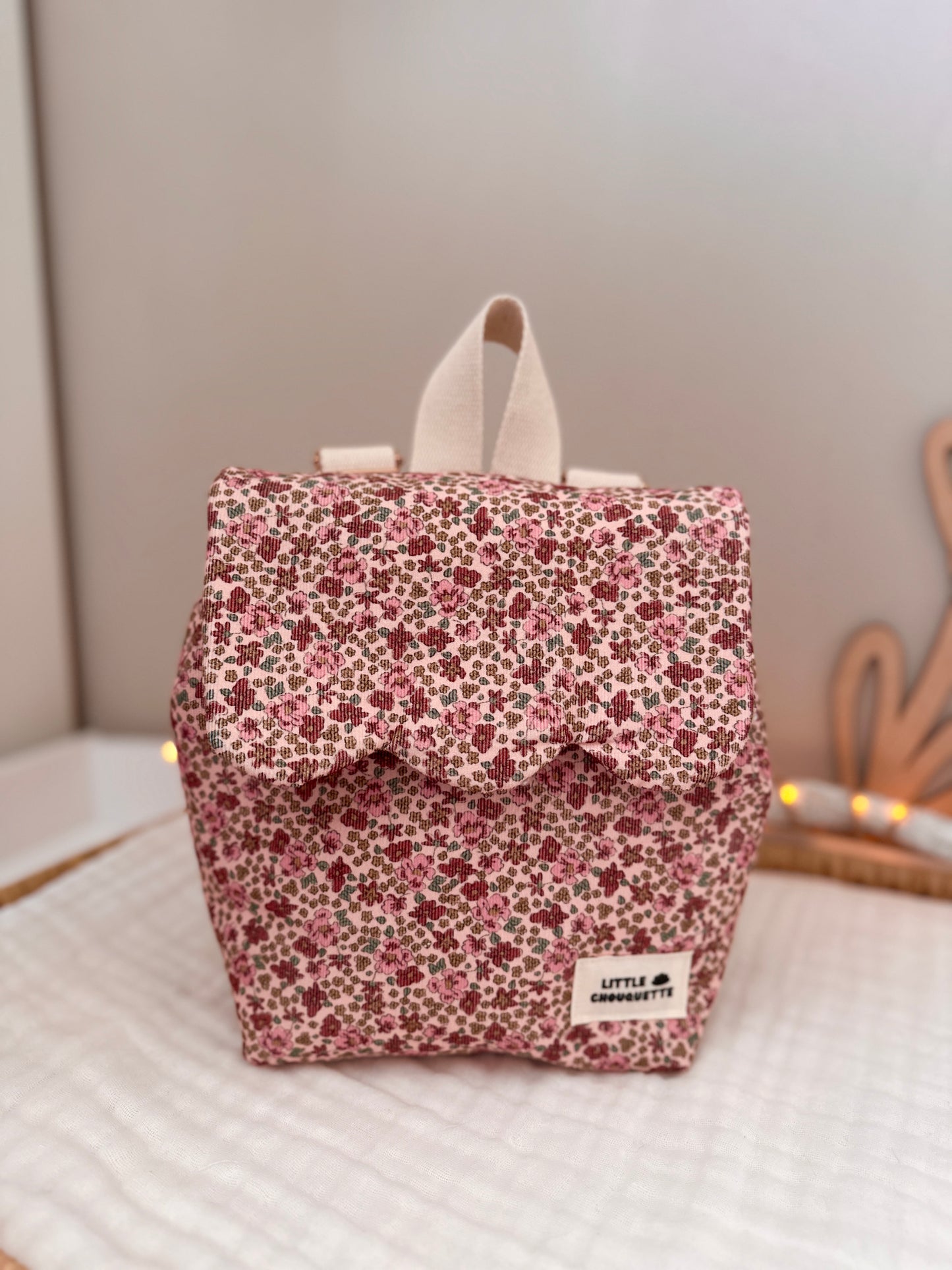 Sac à dos bébé personnalisable - Velours Fleurs roses