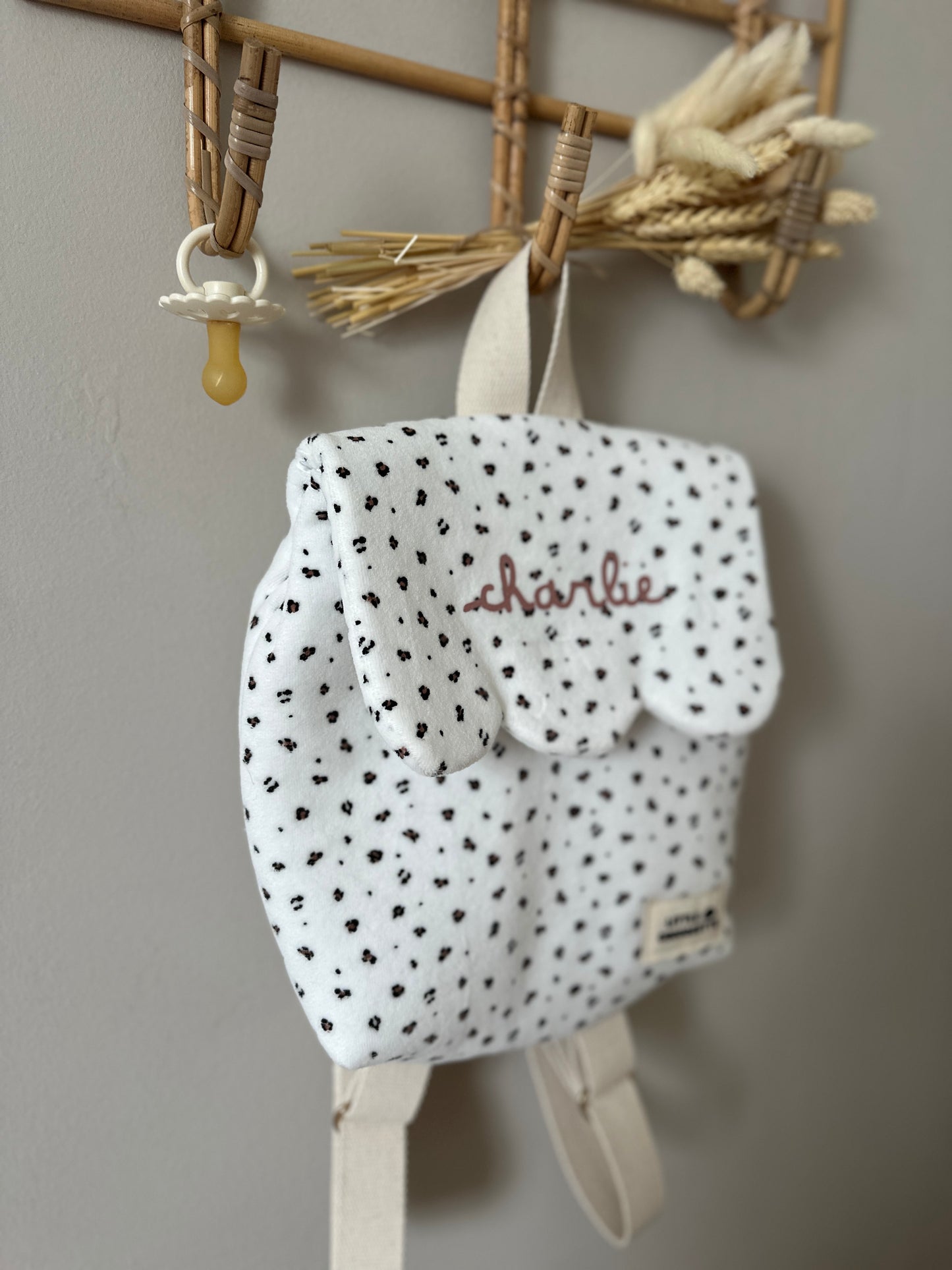 Sac à dos bébé personnalisable - Léopard blanc