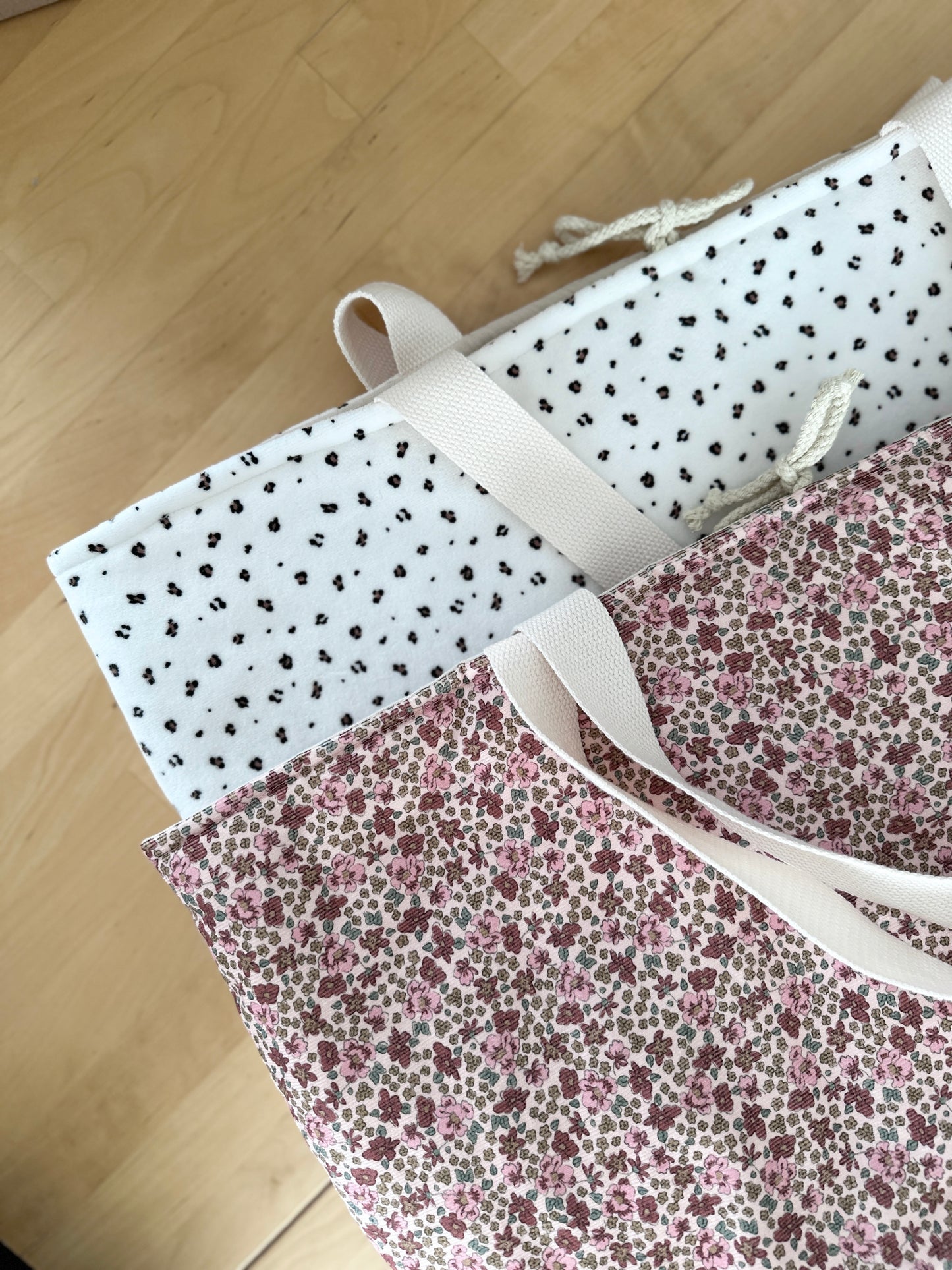 Sac cabas XL - Velours fleurs roses