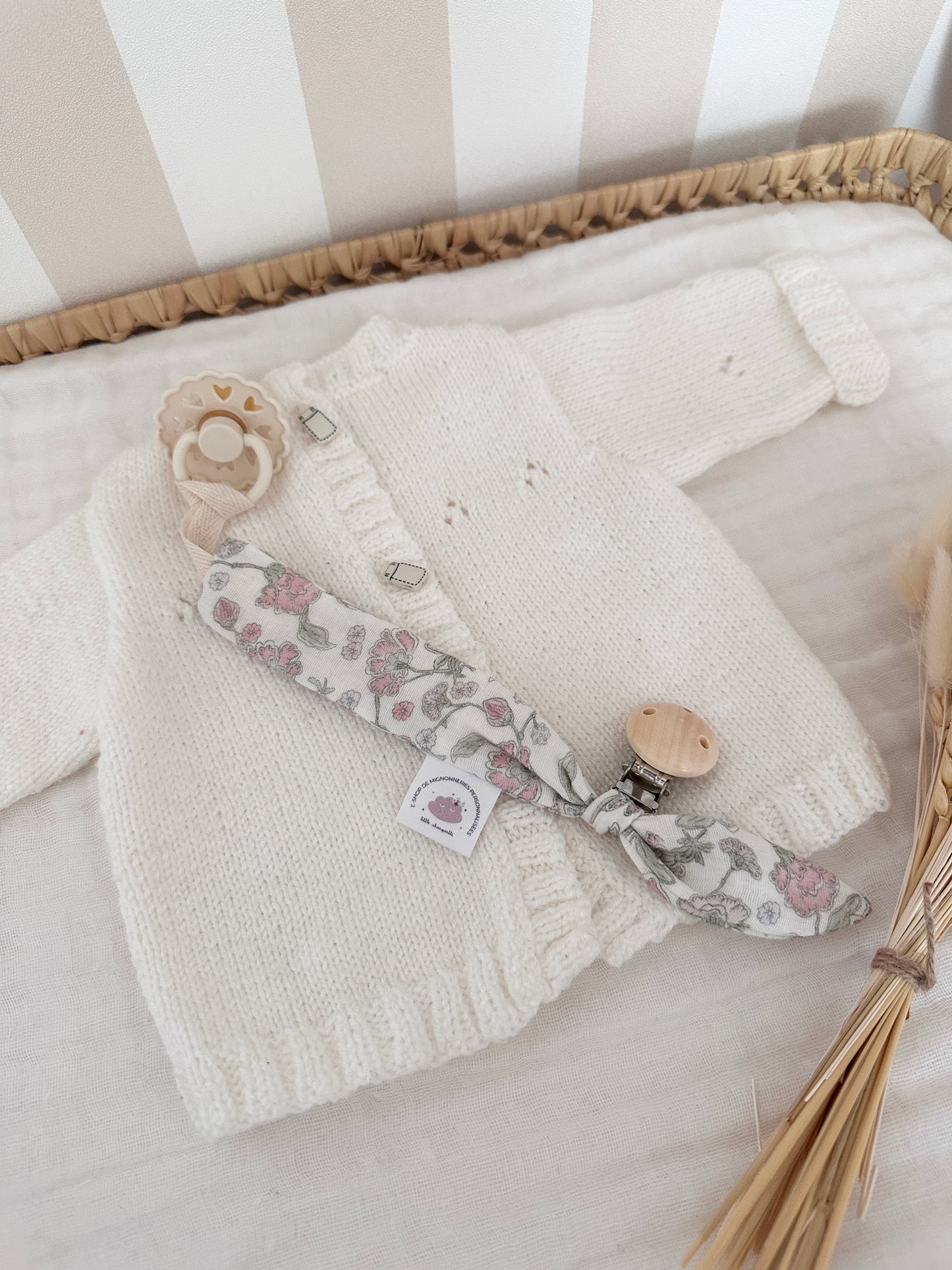 Attache tétine personnalisé - Fleurs roses